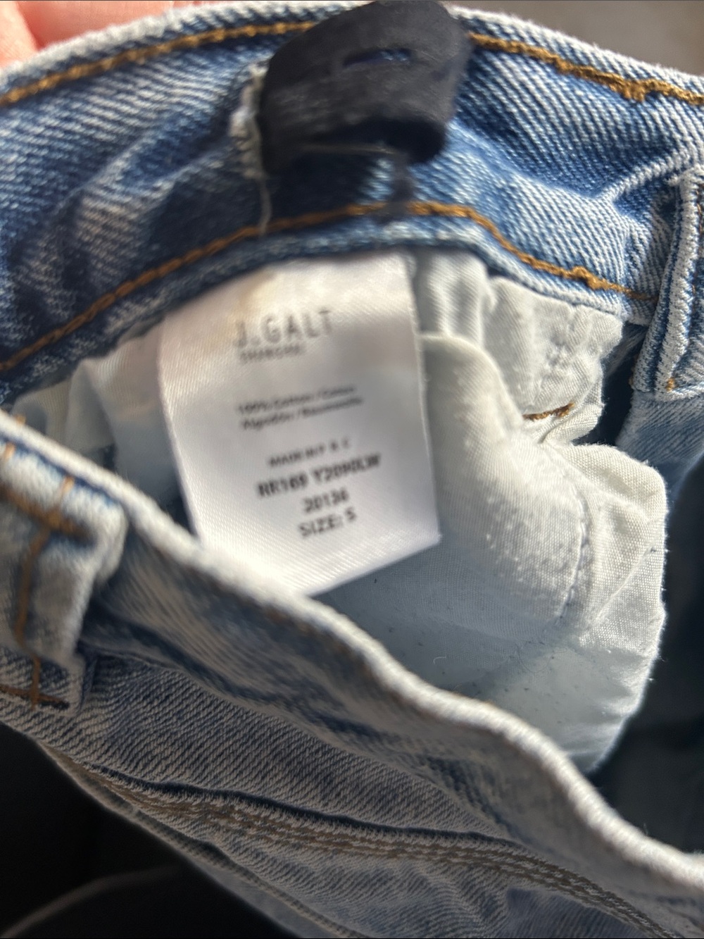 Light Wash Wide-Leg Jeans with Frayed Hem - Picture 2 of 3